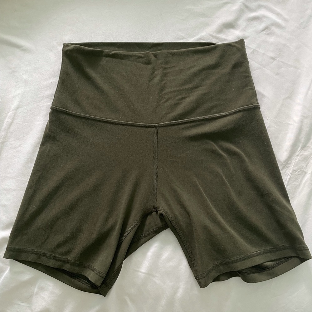 Lululemon Align Short 6", green, size 6